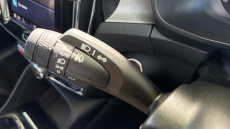 Volvo XC40 2.0 B4P Ultra Dark 5dr Auto Petrol Estate